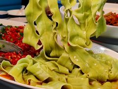 -凤凰湘语·平价海鲜餐厅(浦东旗舰店)