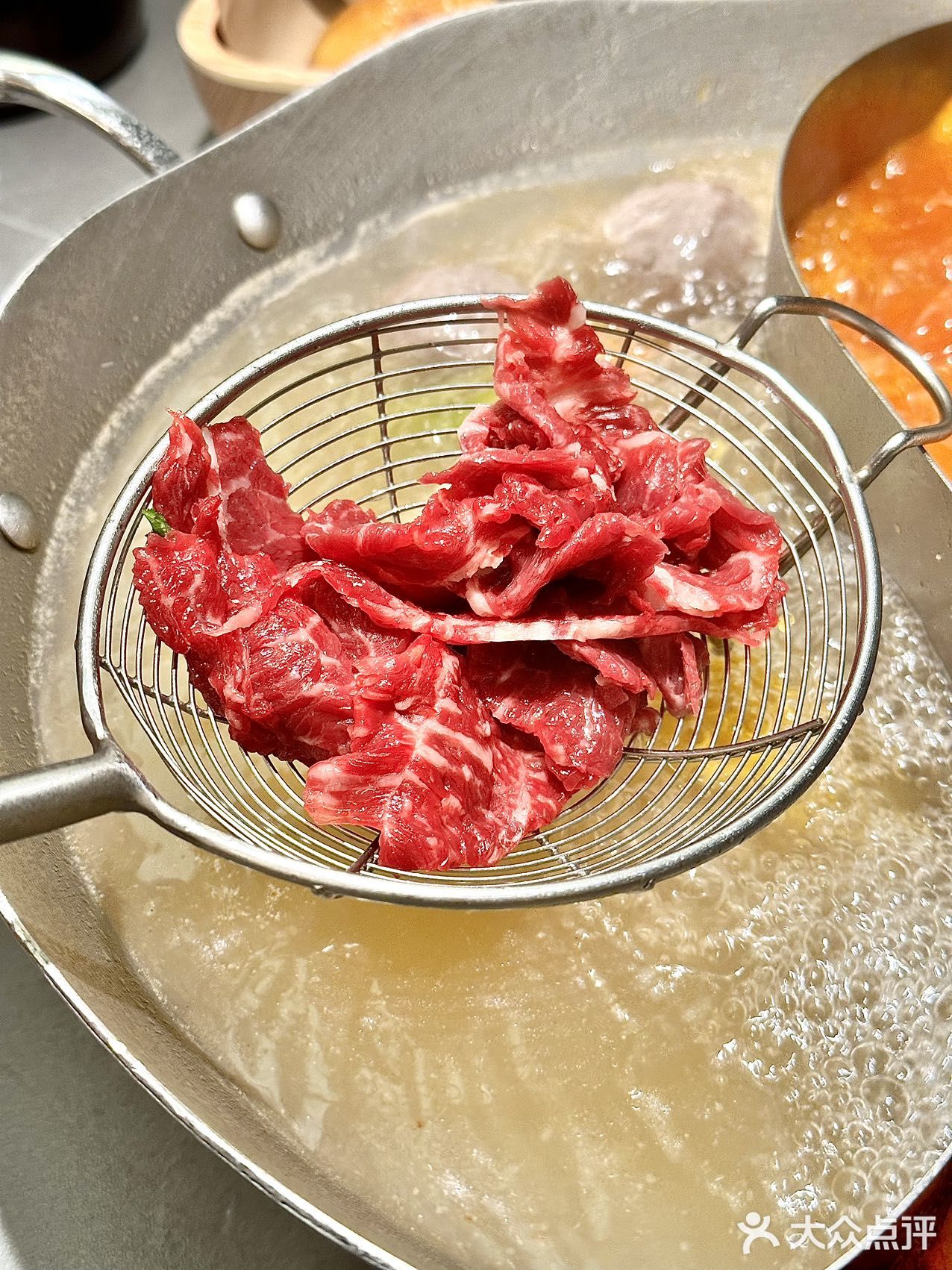 北京鲜牛肉火锅，来康康这家～