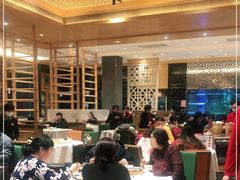 大堂-稻香酒家·34年老字号·港式粤菜(汉街店)