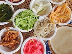 -包整·丝娃娃(甲秀楼景观店)