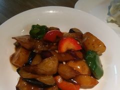 地三鲜-上关雪東北菜(中房金谊店)