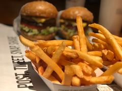 -The Habit Burger Grill 哈比特汉堡(复兴soho店)