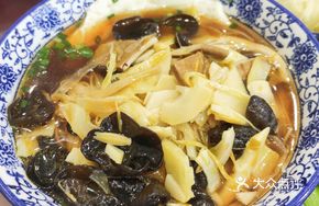 Luohan Vegetable Noodles