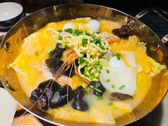 金汤杭三鲜-绿茶餐厅(成都大悦城店)