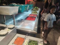 -野山舂·贵州现舂酸汤火锅(鸿通城店)