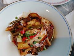 -野山舂·贵州现舂酸汤牛肉(民生路店)