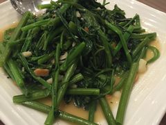 -The Dishes Seafood & Restaurant