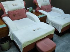 -秘地·影院式足浴SPA(凤三旗舰店)
