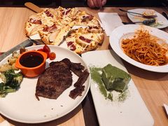 -必胜客(满洲里万达店)
