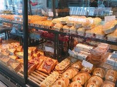 -皇冠幸福里动物奶油生日蛋糕(万达店)