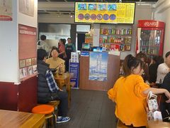 -丽虹云南过桥米线(兴工街店)