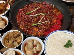 -萍姐火锅·公路夜市(武汉首店)