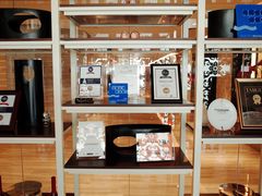 面包甜点陈列柜-北京王府井希尔顿酒店·万斯阁西餐厅