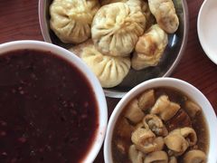 -陈寔包子王·卤煮小肠·京味小吃(龙潭店)
