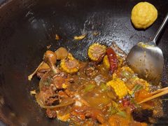 -万里闯关东铁锅炖菜馆(高新旗舰店)