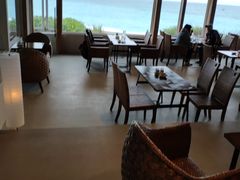 靠窗位-原野牧场