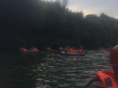 -仙山谷激浪漂流