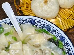 -吕氏馄饨包子大排档