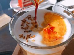 燕麦桂花拿铁-BLAQ咖啡(骏豪店)