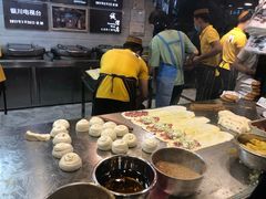 自助取餐区-蕃坊酥小蒙牛肉饼(怀远市场店)