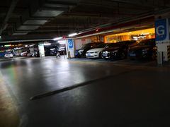 -万象城-停车场