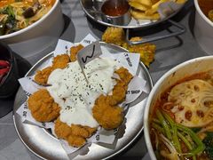 -W COLLECTIVE  DESSERT SHOP