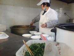 -罗卜李包子羊肉汤