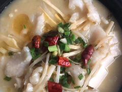 -可鱼可饭老坛酸菜鱼(西湖店)