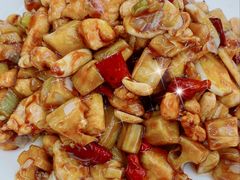 宫保鸡丁-南磨房食府(燕莎奥特莱斯购物中心店)