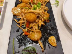 -荟廷·晶萃(陆家嘴尚悦湾店)