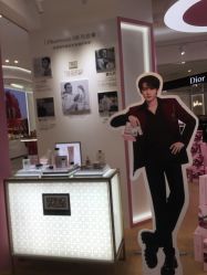 -奥伦纳素Erno Laszlo