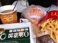 -麦当劳(青岛大学店)