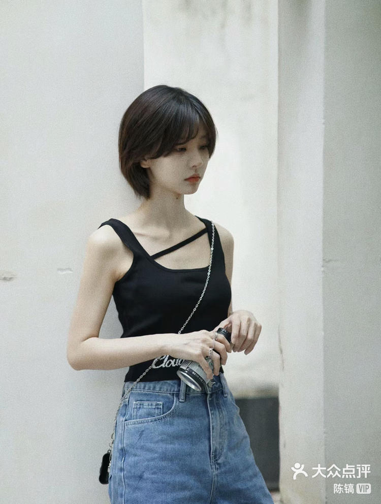 济南超短发[话题]# #短发 #一刀切短发#女生短发发型 #日系短发[话题