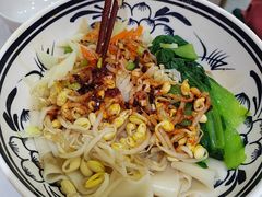 -秦香陕西食府(华贸天地店)