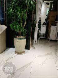 -罗亚帝造型·烫发染发