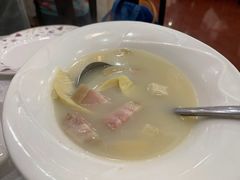 -梅龙镇酒家(南京西路总店)