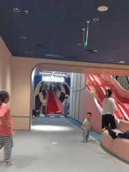 -奈尔宝家庭中心·亲子餐厅(北京东坝万达店)