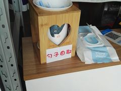 -蜜蜂小象·榴莲千层蛋糕(时代汇11栋店)