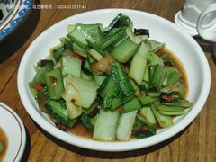 -蒙亨·阿木图赛(乌兰察布天恒广场店)
