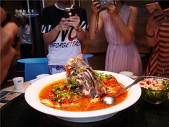 -坛宗剁椒鱼头(河西王府井店)