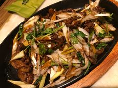 老北京腌蒜烤羊肉-那家小馆•北京菜•烤鸭(中关村店)