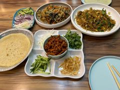 -合合春饼·酱骨·东北菜(潘家园店)