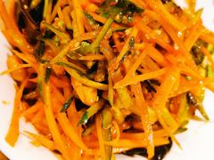 东北拉皮-森龍邑·烧烤·海鲜·炒菜(闽江路店)