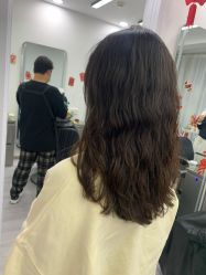 -LILI·HAIR SALON理理造型