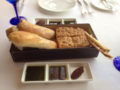餐前面包-北京金融街丽思卡尔顿酒店·意味轩 Cepe