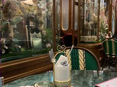 -秘密旅行Bonjour(黑金冠 江南西店)