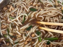 -正宗杨记普洱酸醋米线(总店)
