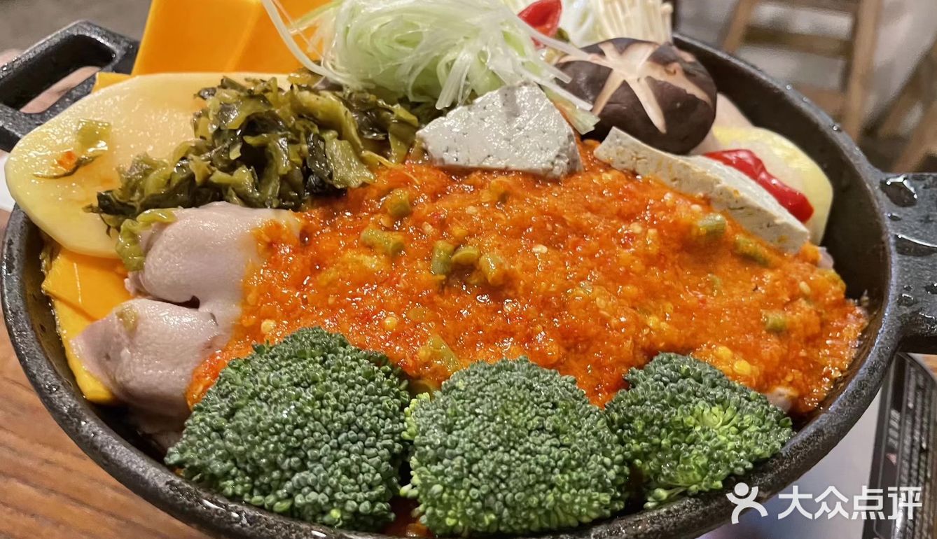 平价“米其林”餐厅—花吃嘴小食堂