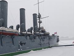 -阿芙乐尔号巡洋舰