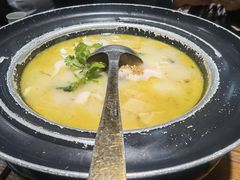-九锅一堂酸菜鱼(万达广场店)